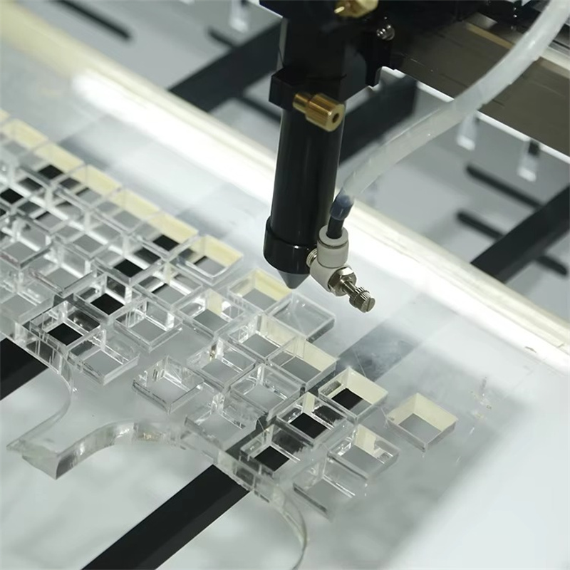 Industriële hoogvermogen CNC C - Industrial Laser Fabric Cutting Machine recensie en prijs